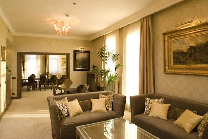 Riviera House Hotel Kyiv