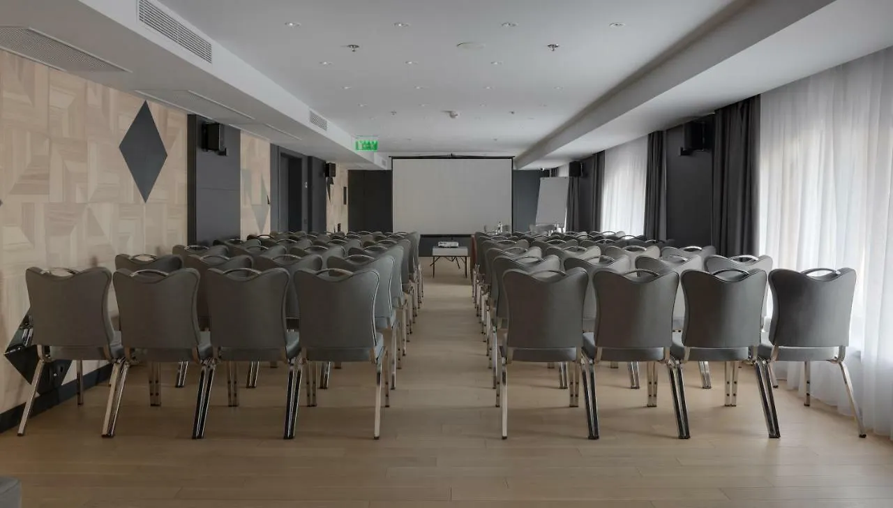 Отель Riviera House Киев