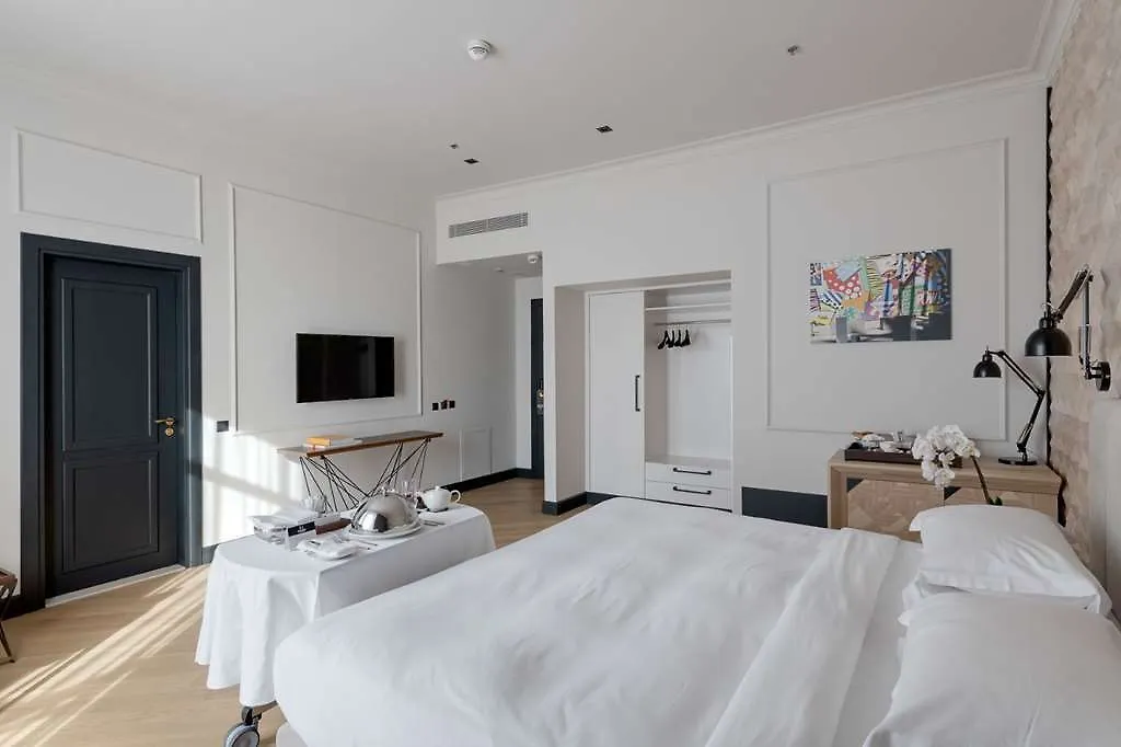 Отель Riviera House Киев